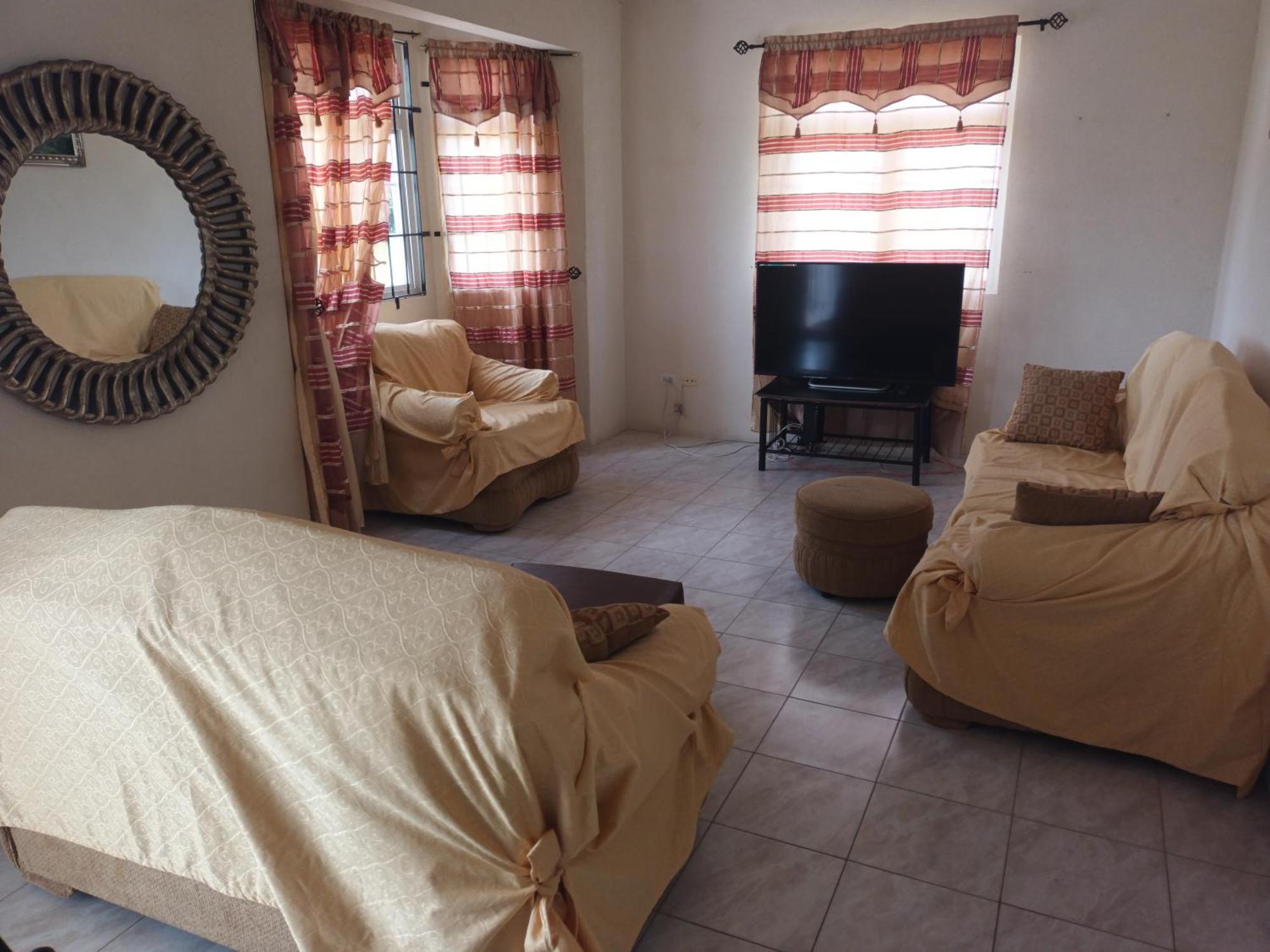 Super Breezy Cozynook ! Hotell Bridgetown Exteriör bild